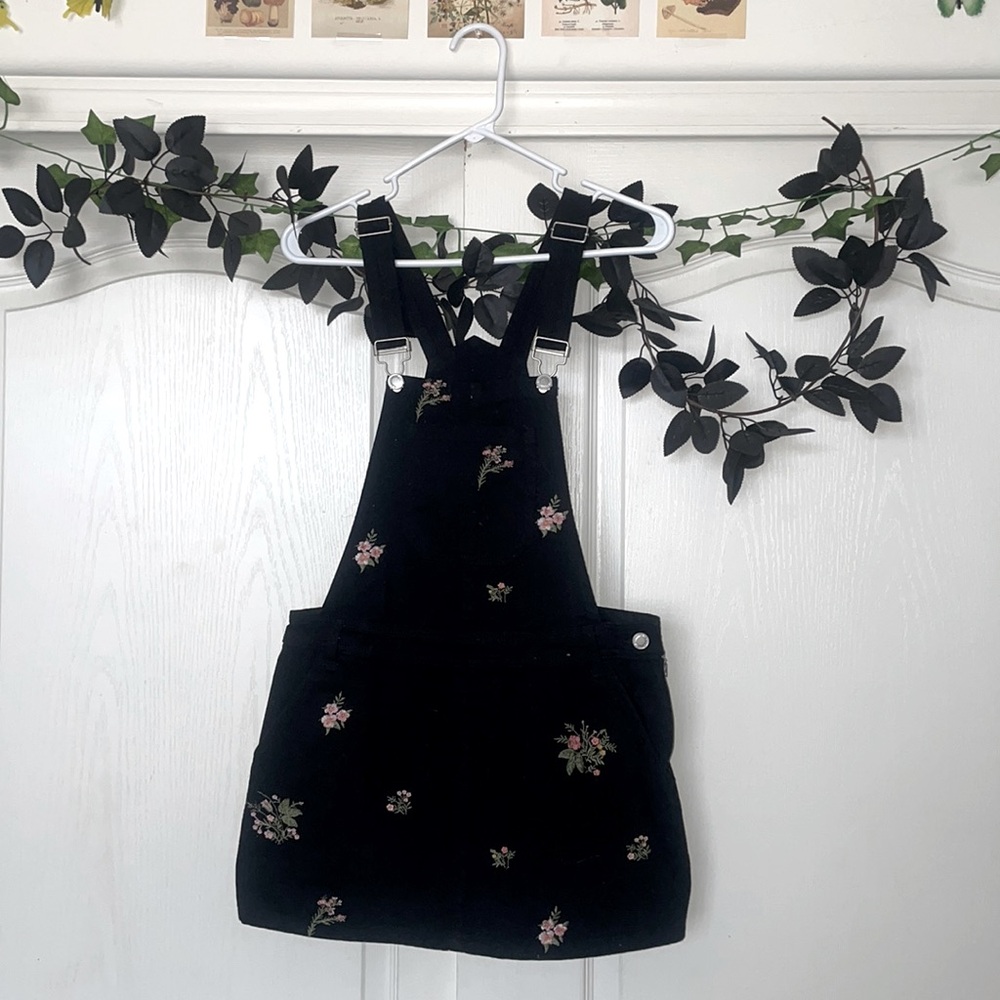 ‘ANGEL KISS’/ Floral Black Denim Skirt/ Overall Dress
